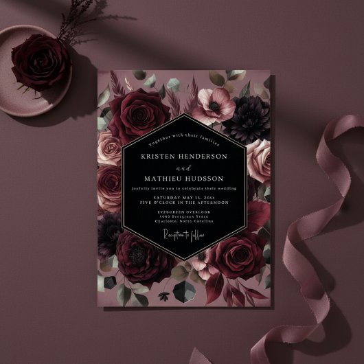 Burgundy Bloom Opulent Wedding Kaart