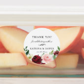 Burgundy Blush Floral Wedding Favor Labels (Aangebracht)