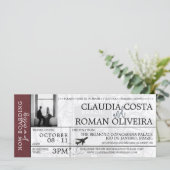 Burgundy Brésil Mariage Boarding Pass Invitation (Debout devant)