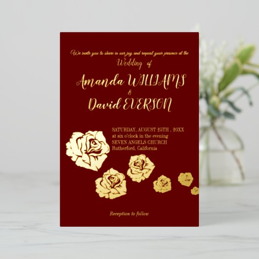 Burgundy Elegant Real Golden Folie Invitation Folie Uitnodiging (Staand Voorkant)