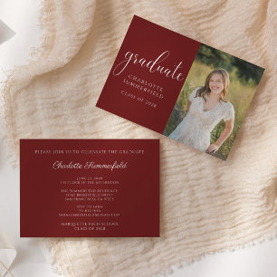 Burgundy Elegant Script Afstuderen Foto Kaart