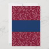 Burgundy en Navy Damask Swirl Wedding Invitations Kaart (Achterkant)