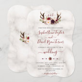 Burgundy Floral Antlers Calligrafie Marmer Wedding Kaart (Voorkant / Achterkant)