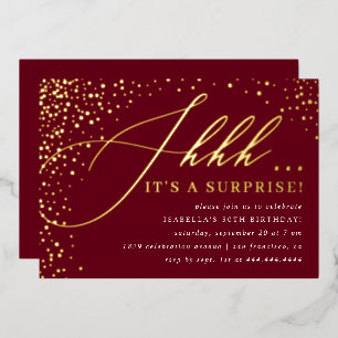 Burgundy & Gold Confetti Script Surprise Party Folie Uitnodiging