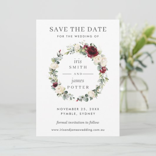 Burgundy Ivoor Bloem Bruiloft Save the Date Kaart (Staand voorkant)
