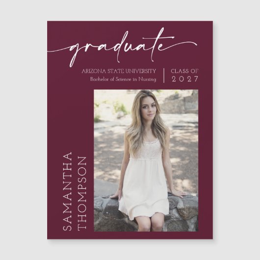 Burgundy Minimalist Script Photo Graduate Magnet (Devant)