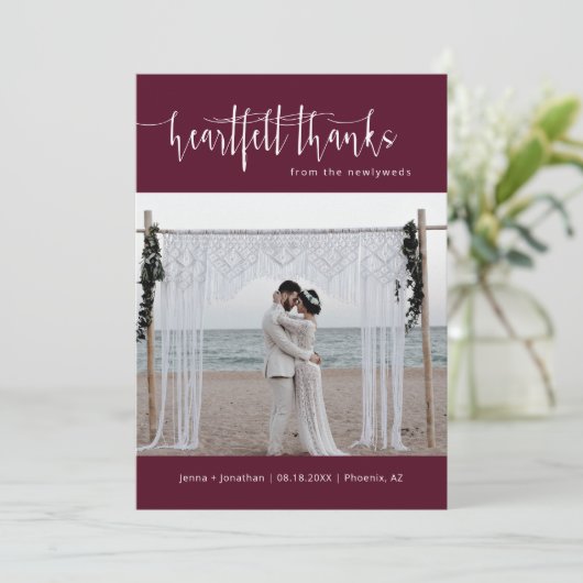 Burgundy Modern Minimal Script Weduwfoto Flat Bedankkaart (Staand voorkant)