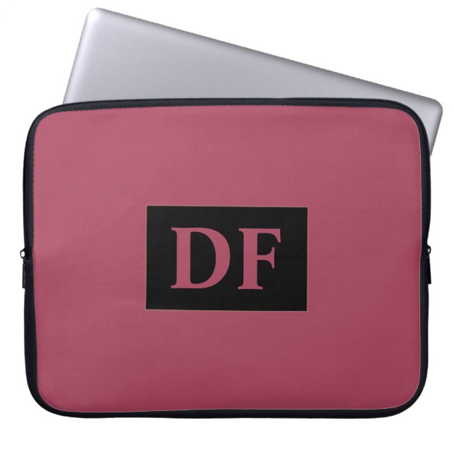 Burgundy Monogrammed Laptop Sleeve (Voorkant)