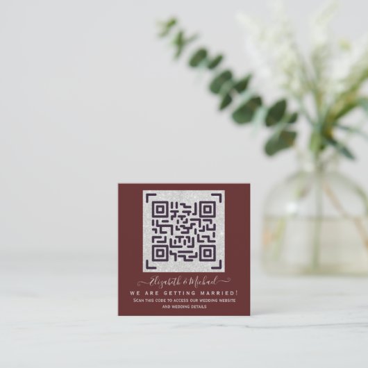BURGUNDY QR SCANNING CODE Weddenschap Website - De Informatiekaartje (Staand voorkant)