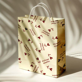 Burgundy Script Hearts on Cream– Valentine Pattern Medium Cadeauzakje
