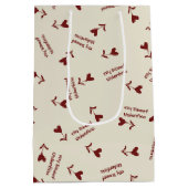 Burgundy Script Hearts on Cream– Valentine Pattern Medium Cadeauzakje (Achterkant)
