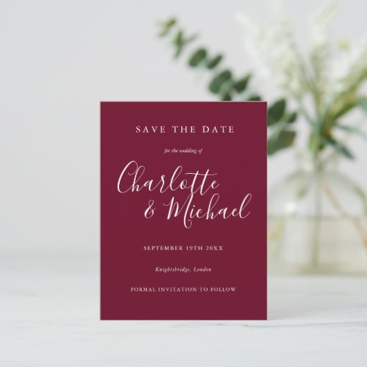 Burgundy Script Wedding Enregistrer la carte Date (Debout devant)