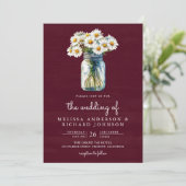 Burgundy Wood Daisies Mason Jar QR Code Wedding Kaart (Staand voorkant)