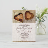 Burlap Pays Coeurs en bois Invitations de mariage (Debout devant)