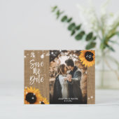 Burlap Sunflower Save the Date Photo Briefkaart (Staand voorkant)