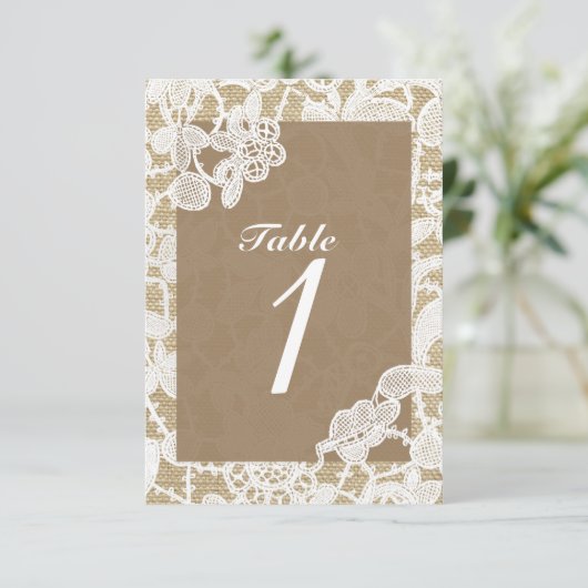 Burlap & White Floral Lace Rustic Numéro de table (Debout devant)