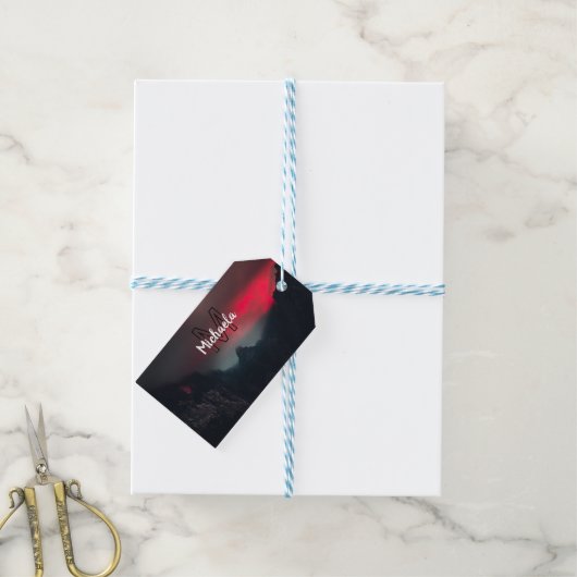 Burning clouds, fog and mountains monogram in sky cadeaulabel (Met Touw)