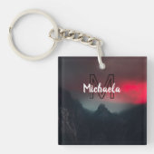 Burning clouds, fog and mountains monogram in sky sleutelhanger (Voorkant)