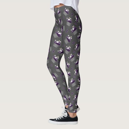 Burtonesque Skull Cupcake and Bats Leggings (Links)