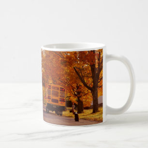 BUS DE L'ÉCOLE DE MUG