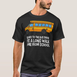 Buschauffeur die een schoolbus bestuurt t-shirt
