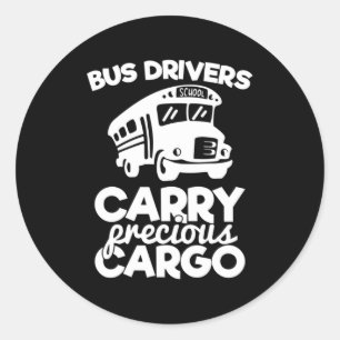 Buschauffeurs dragen een kostbare lading ronde sticker