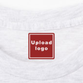 Business Logo on Red Square Iron op label (Aangebracht)