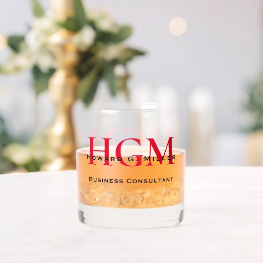 Business Modern Red Black 3 Letter Monogram Logo Whisky Glas (Insitu (Huwelijk))