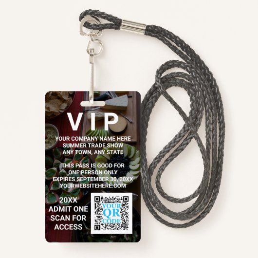 Business QR Code Dark Photo Cool Promo Event VIP Badge (Voorkant met draagriem)