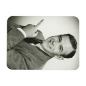 Businessman Pointing Magneet (Horizontaal)