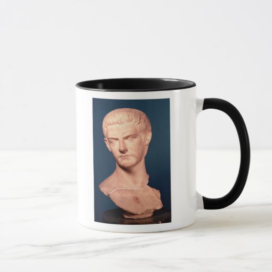 Bust van keizer Caligula uit Thracië, c.39-40 AD Mok (Rechts)