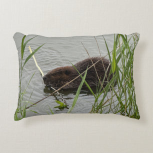 Busy Beaver Accent Pillow Kussen