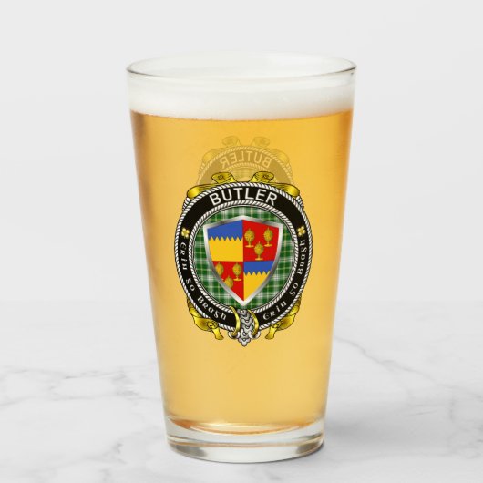Butler Irish Shield Bierglas Glas (Voorkant gevuld)