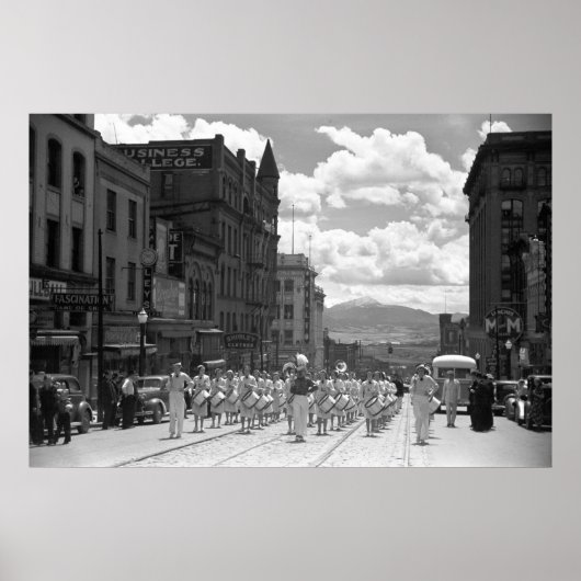 Butte Parade, 1939 Poster (Voorkant)