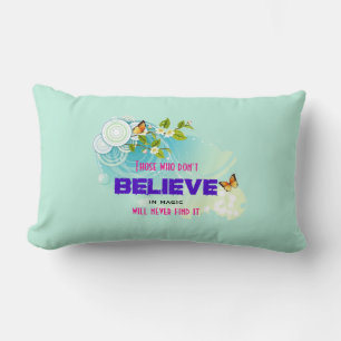 Butterflies en bloesems met een Magic Quote Kussen