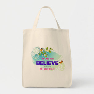 Butterflies en bloesems met een Magic Quote Tote Bag