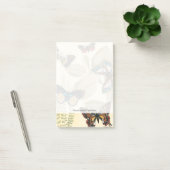 Butterflies glijdend over bladeren post-it® notes (Kantoor)