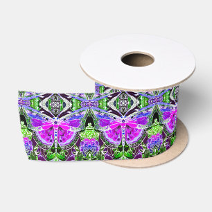 Butterfly en Medallion Batik Pattern in Violet Lint