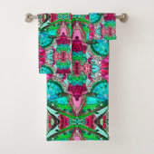 Butterfly en Medallion Batik Pattern Turquoise Bad Handdoek (Insitu)