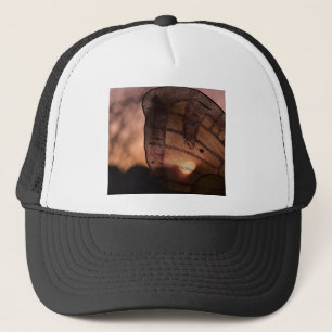 Butterfly met Sunset van Shirley Taylor Trucker Pet