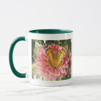 Butterfly on a Pink Zinnia Mok