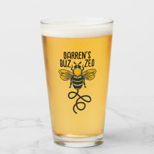 "Buzzed" avec une abeille Verre à bière personnali