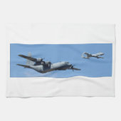 C130 HERCULES EN A10 WARTHOG IN FORMATIE THEEDOEK (Horizontaal)