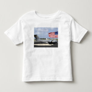 C-17 Globemaster III zit op de vlieglijn Kinder Shirts