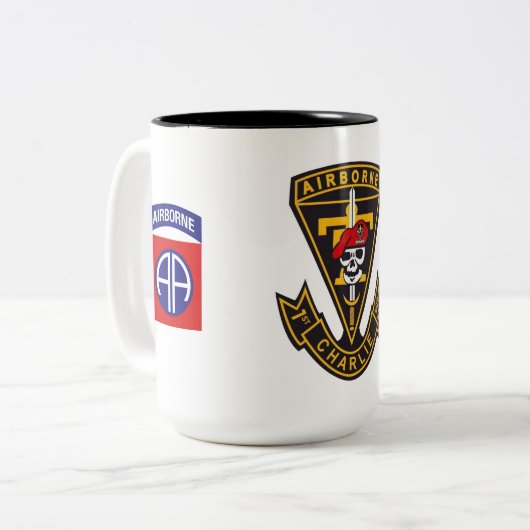 C/1/509th BCT Coffee Mok #1 (Voorkant links)