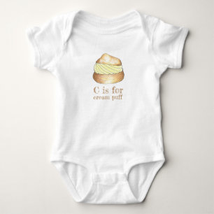 C is voor het Franse banketdessert van Cream Puff Romper
