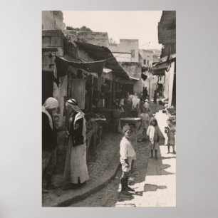 ca 1935 Street in Nazareth, groentenmarkt Poster