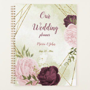 Cabernet & fleurs roses mariage de verdure