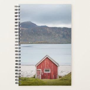 Cabine rouge Ramberg Lofoten