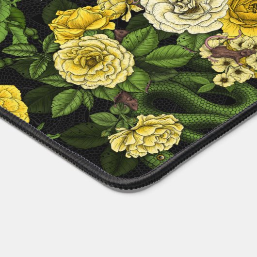 Caché en rose, jaune et vert (Coin)